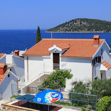 Family Friendly Seaside Apartments Razanj, Rogoznica - 10373 Kültér fotó