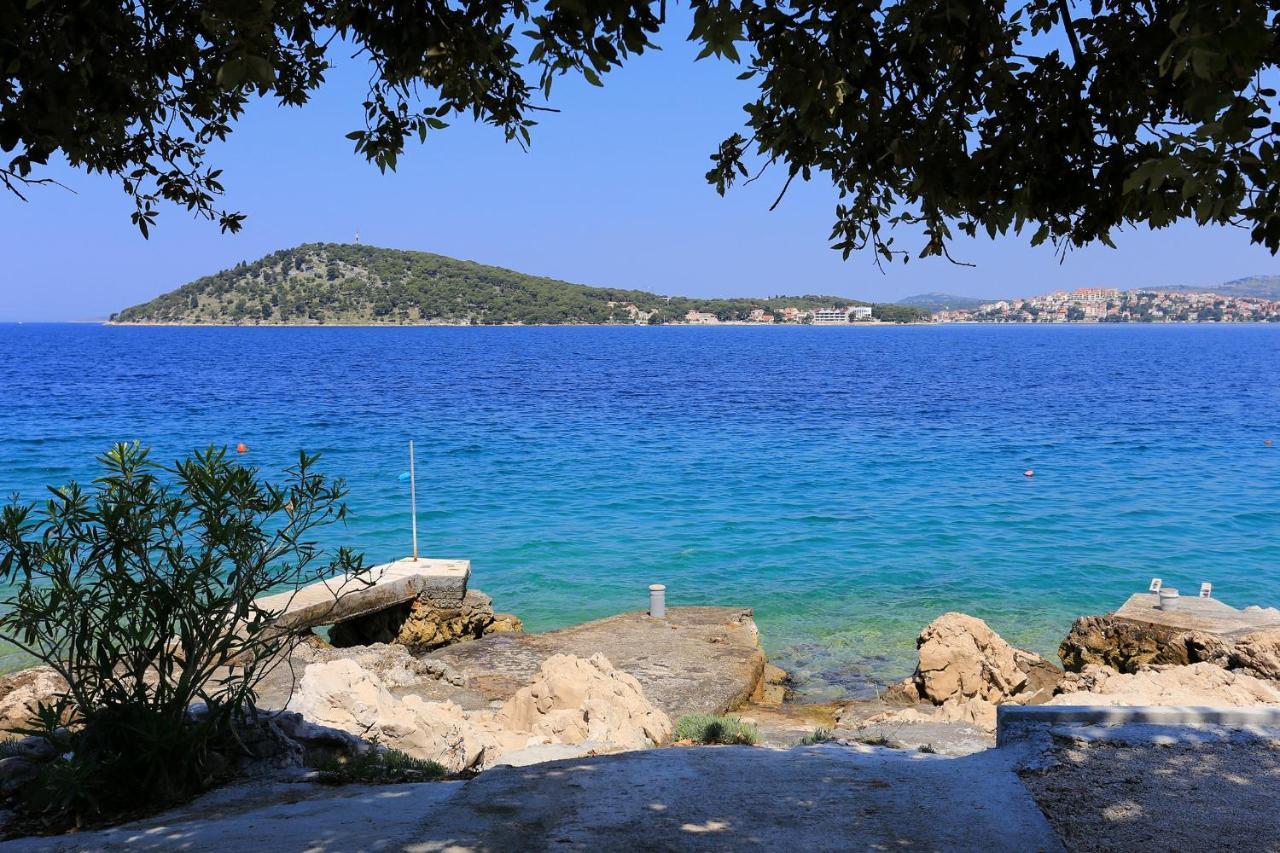 Family Friendly Seaside Apartments Razanj, Rogoznica - 10373 Kültér fotó