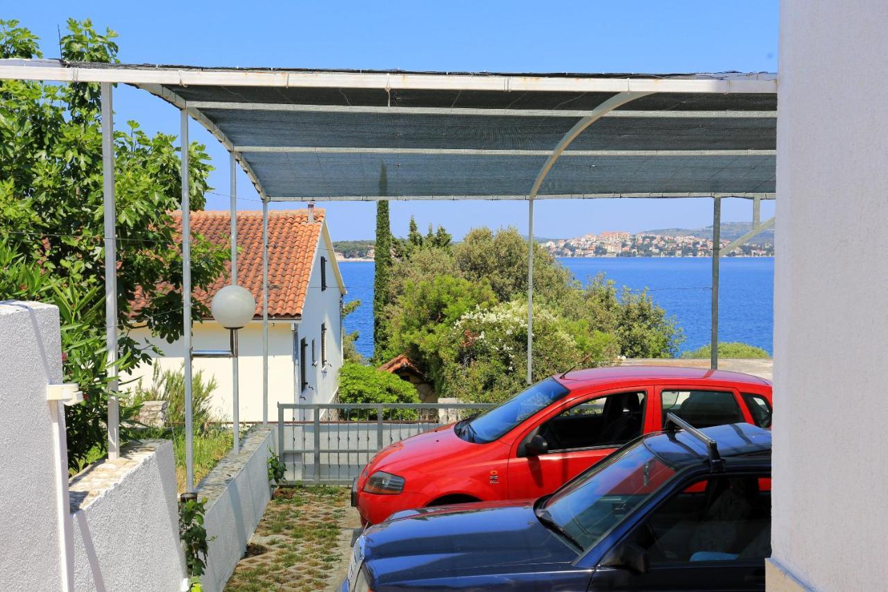 Family Friendly Seaside Apartments Razanj, Rogoznica - 10373 Kültér fotó