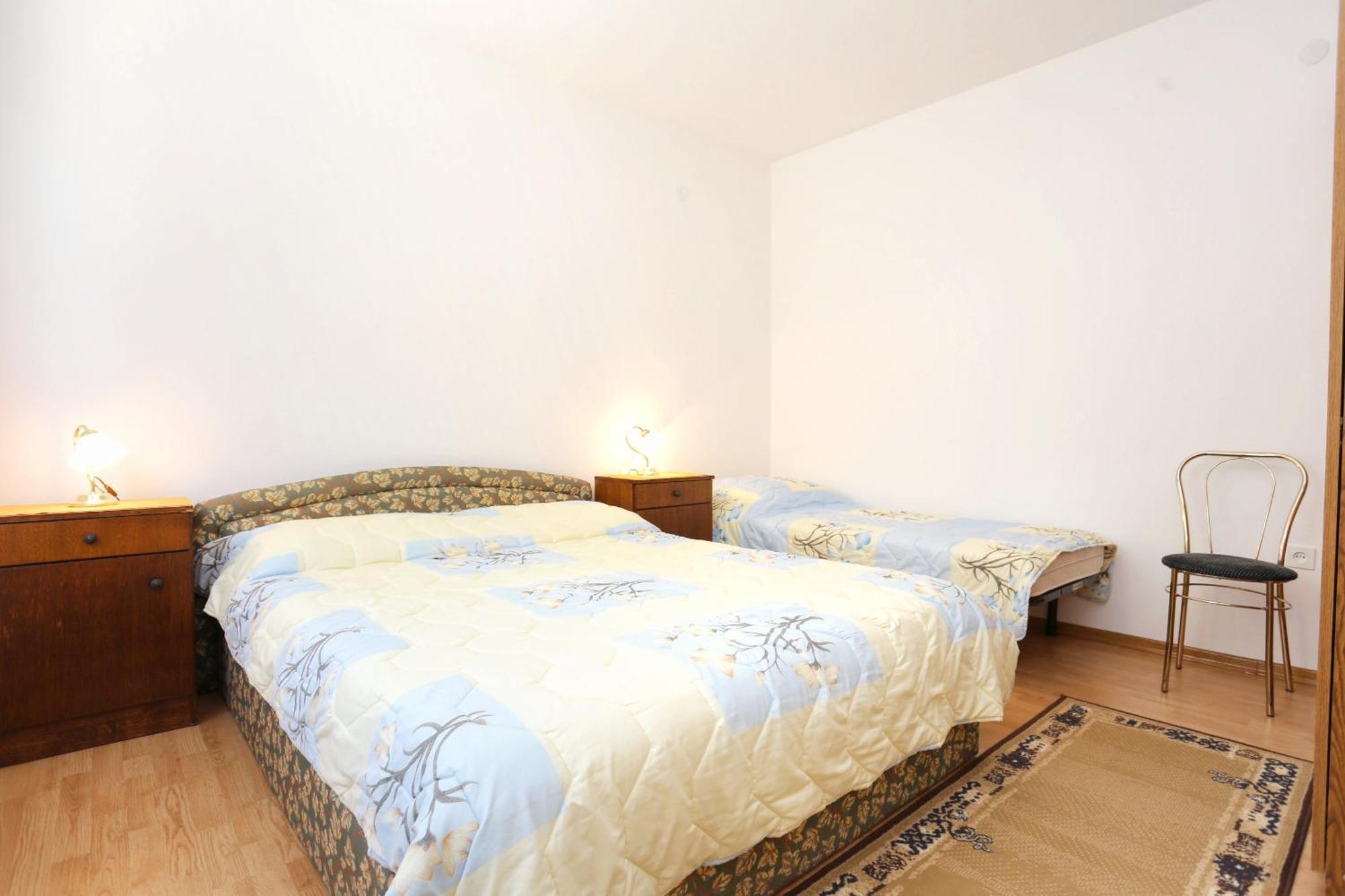 Family Friendly Seaside Apartments Razanj, Rogoznica - 10373 Szoba fotó